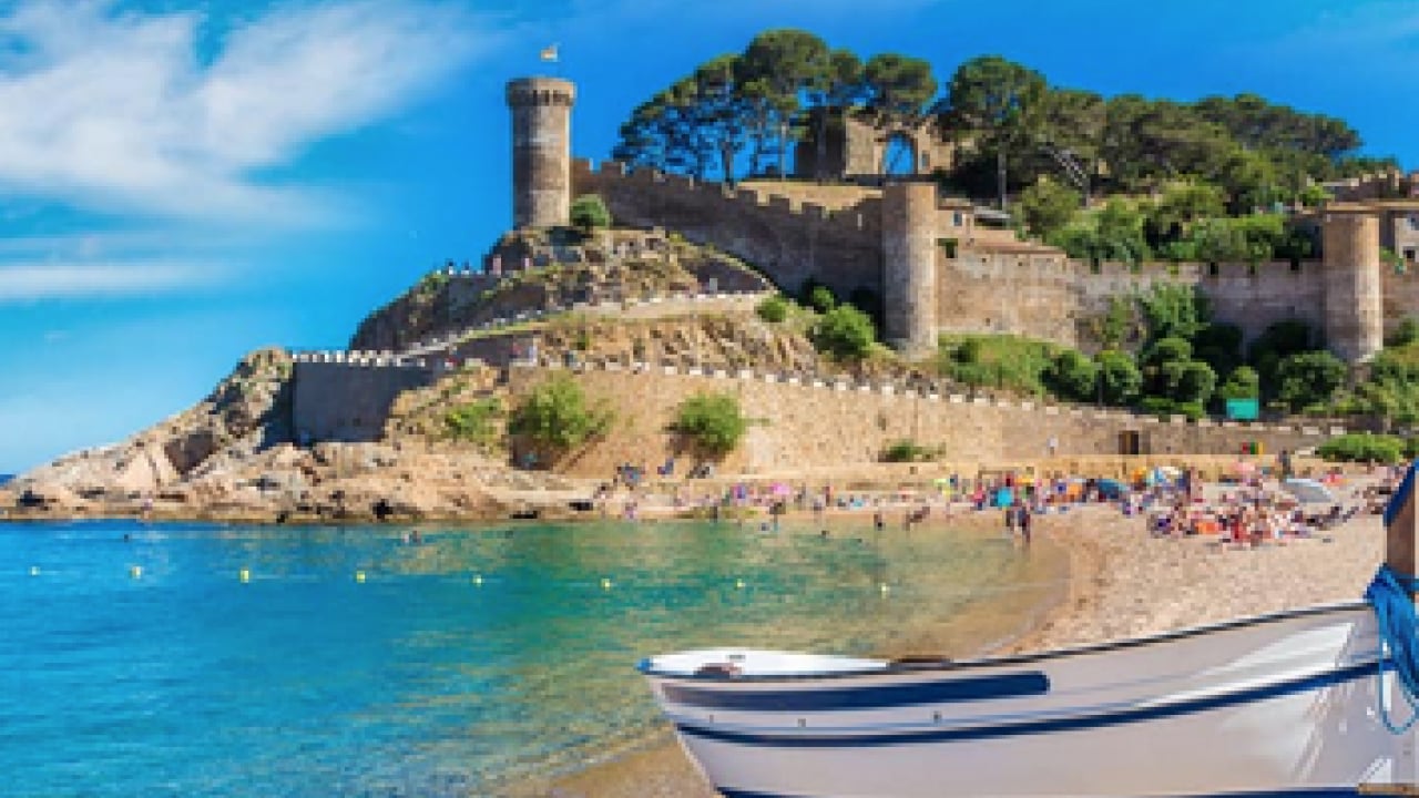 Foto - Tam uçağa binecekken... 135 bin TL'lik otel faturasını ödemeyen turiste ters kelepçe!