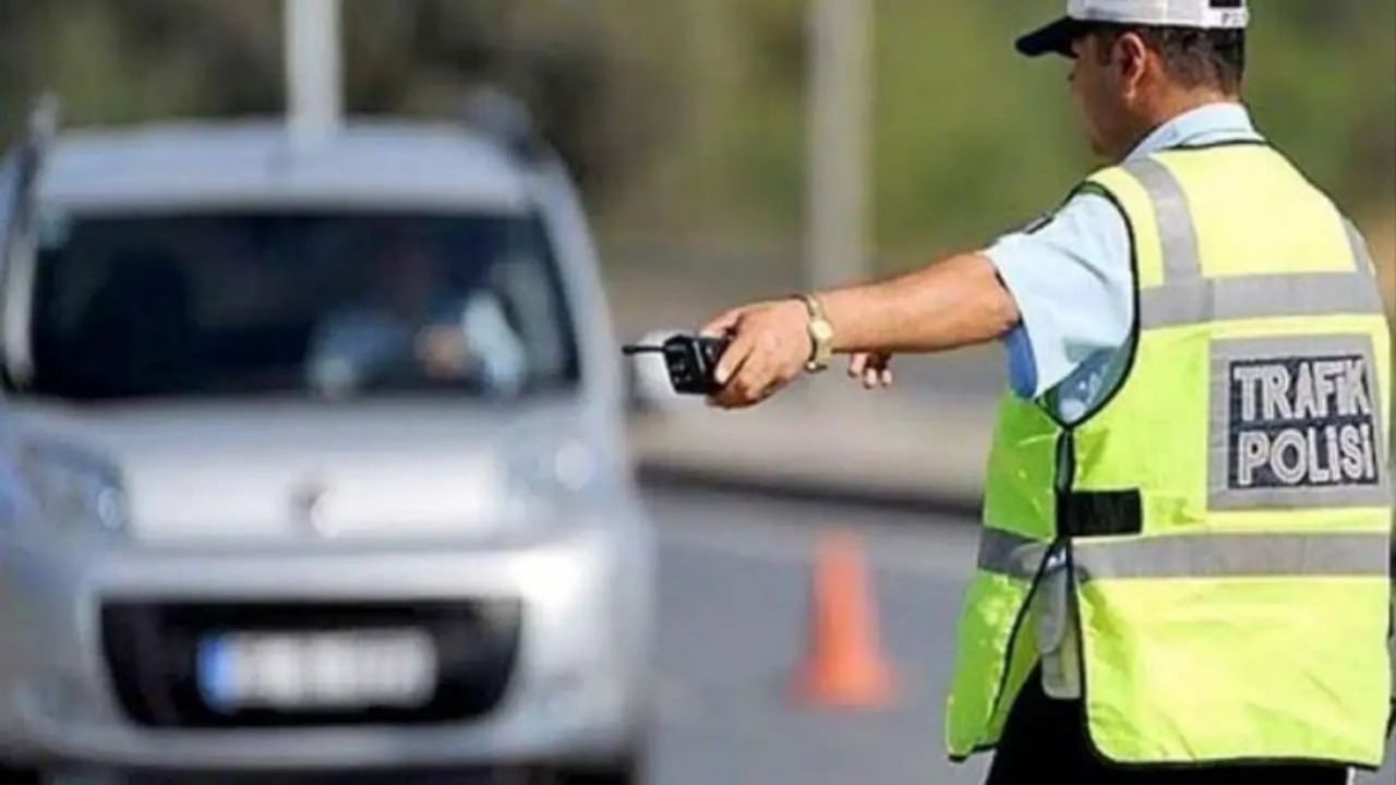 Foto - Tamamı baştan aşağıya değişiyor! İşte yeni trafik cezaları