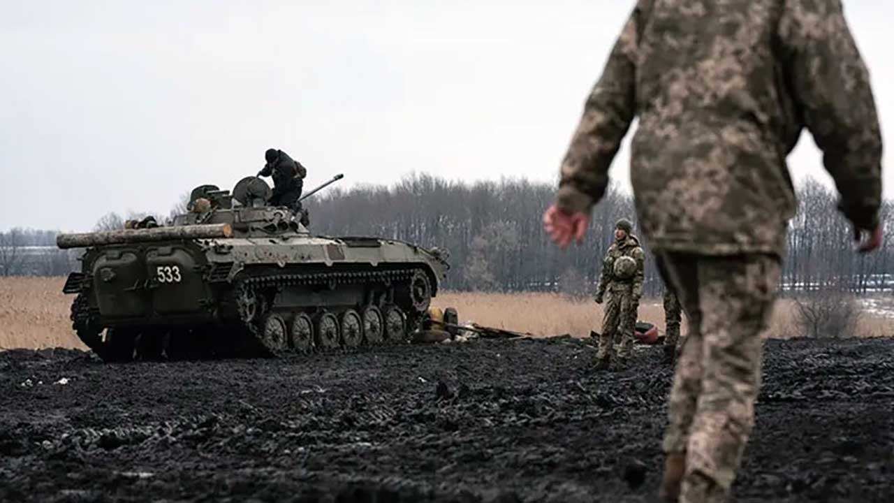 Foto - Tanklar savaş alanlarından çekilecek mi? Tek bir savaşta 11.654 zırhlı araç kaybedildi