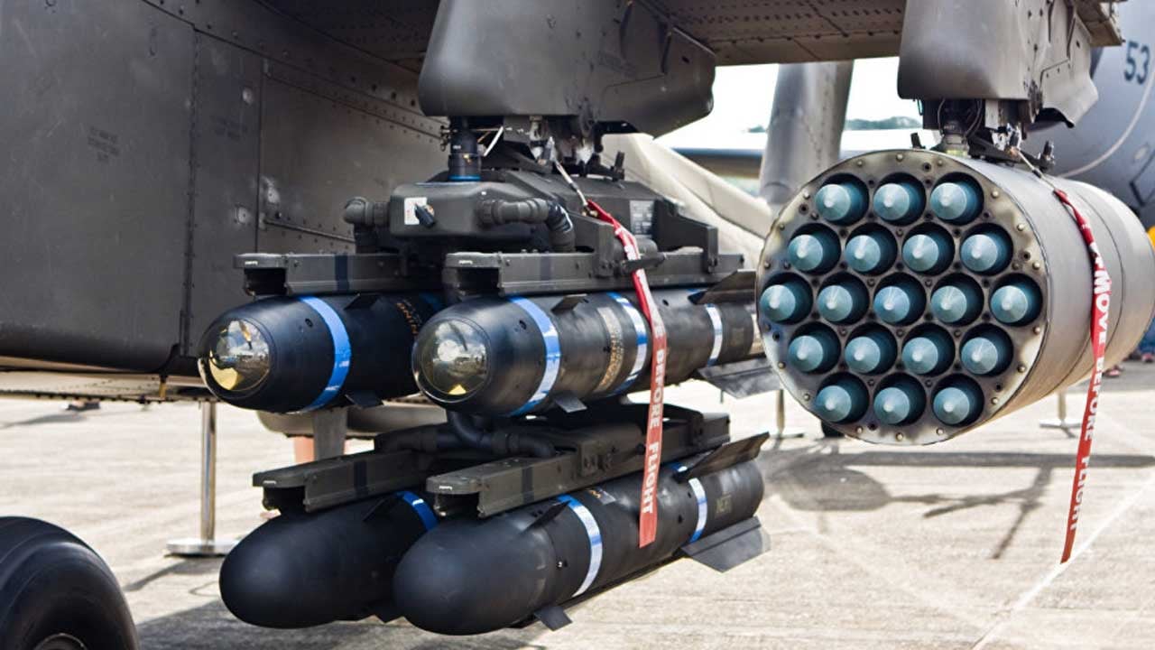 Foto - Belalarını arıyorlar: Türkiye'yi vurmak için önce savaş helikopteri şimdi de füze alıyorlar