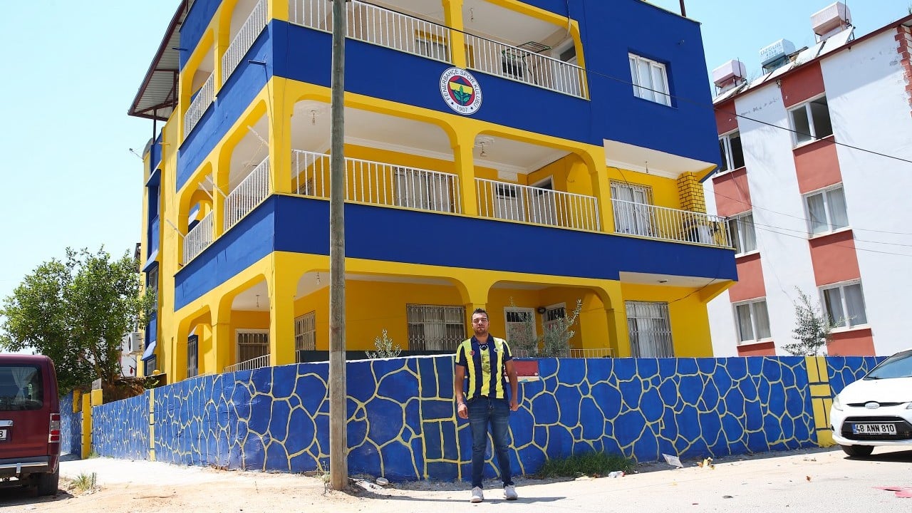 Foto - Taraftarlığın bu kadarı... Fenerbahçe sevgisini apartmanlarına taşıdılar