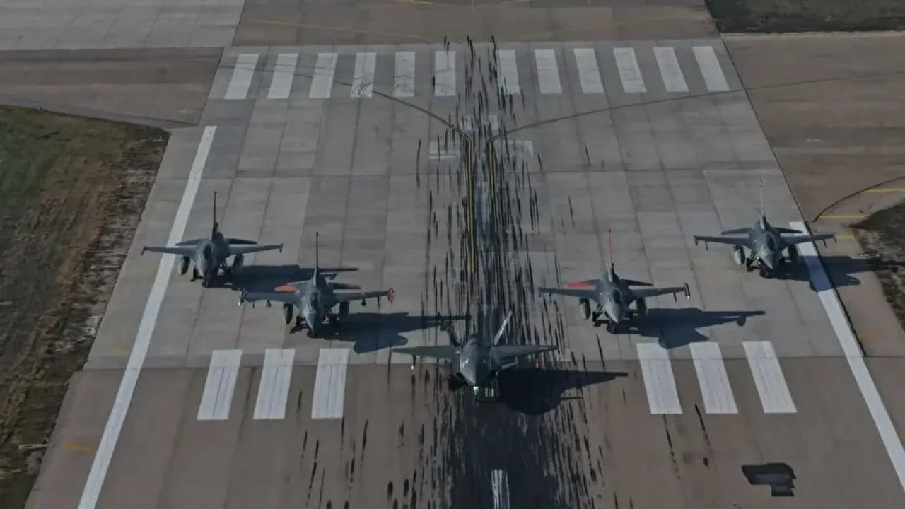 Foto - Tarihçi Erhan Afyoncu'dan Kızılelma çıkışı! 'Bu uçak değil' dedi ve ne için kullanılacağını açıkladı