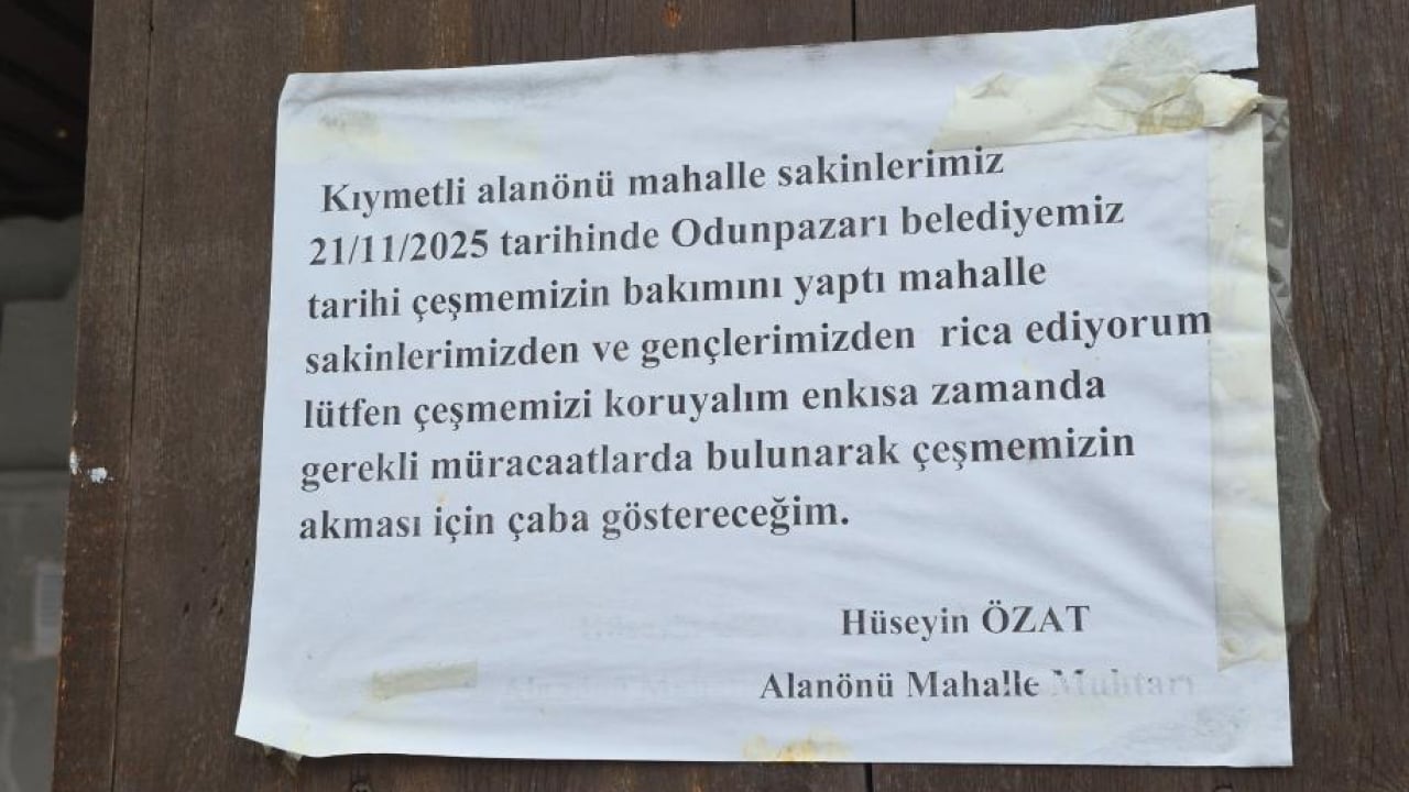 Foto - Tarihi çeşme çöplüğe döndü! Muhtardan ‘vicdan’ uyarısı