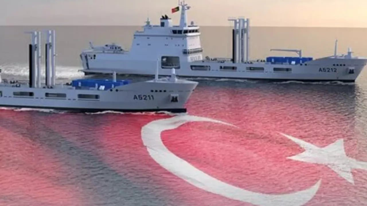 Foto - Tarihi gelişme: Türkiye NATO ülkesine savaş gemisi sattı
