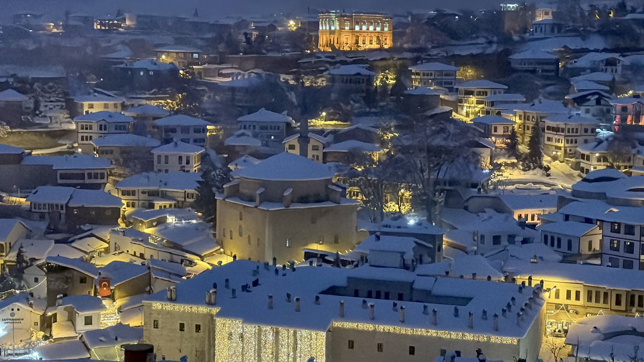 Foto - Tarihi konaklar göz kamaştırdı! Safranbolu masalsı bir görünüme büründü