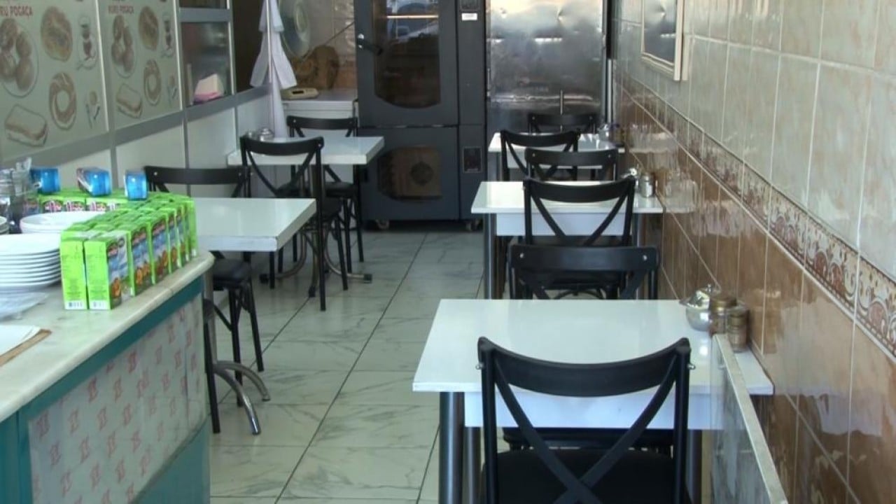Foto - Tarihi köprüde artık in cin top oynuyor Küçükçekmece esnafına İBB darbesi