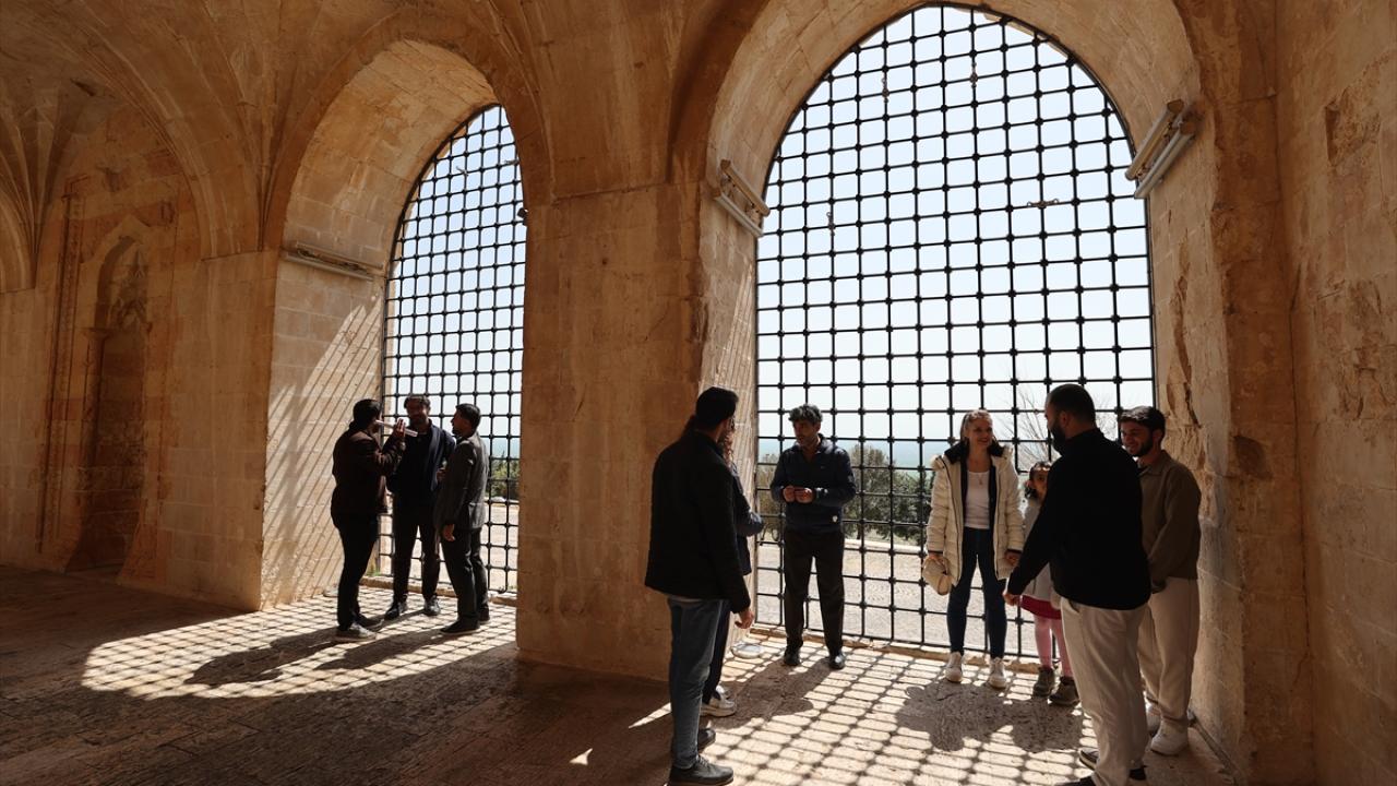 Foto - Tarihi medresede bir asır sonra akademik eğitim! Yeniden eğitim yuvasına dönüştü