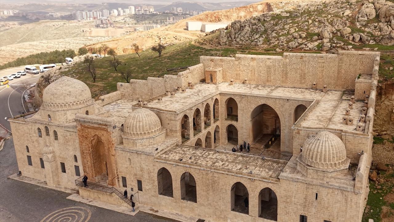 Foto - Tarihi medresede bir asır sonra akademik eğitim! Yeniden eğitim yuvasına dönüştü