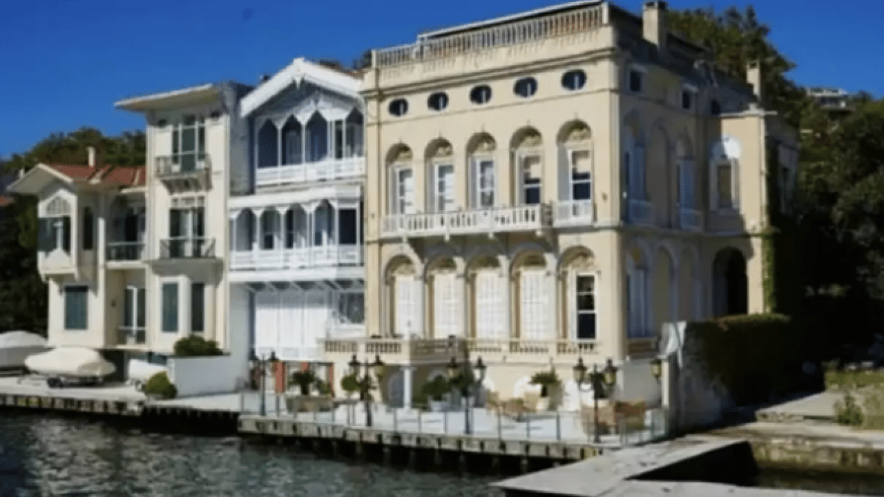 Tarihi yalı icradan satılıyor: İşte dudak uçuklatan rakam!