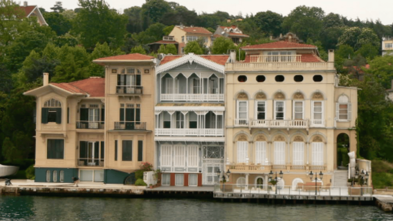 Foto - Tarihi yalı icradan satılıyor: İşte dudak uçuklatan rakam!