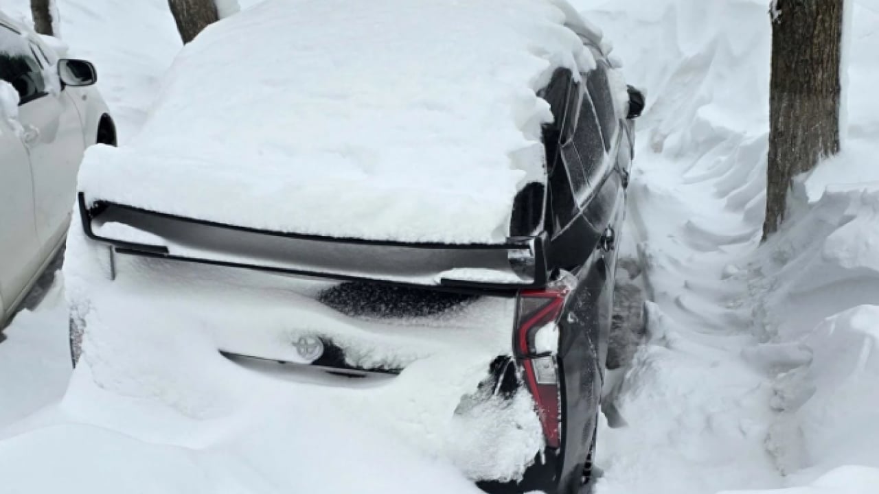 Foto - Tarihin en yoğun kar yağışı! Evlerin ikinci katına kadar çıktı