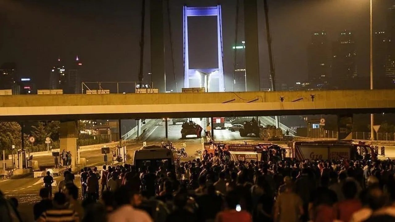 Foto - Tarihin yeniden yazıldığı gece: İşte saat saat 15 Temmuz'da yaşananlar