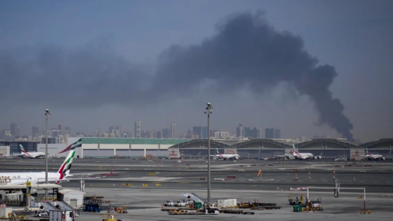 Foto - Tarihinin en büyük göçü: Binlerce kişi ülkeyi terk ediyor!