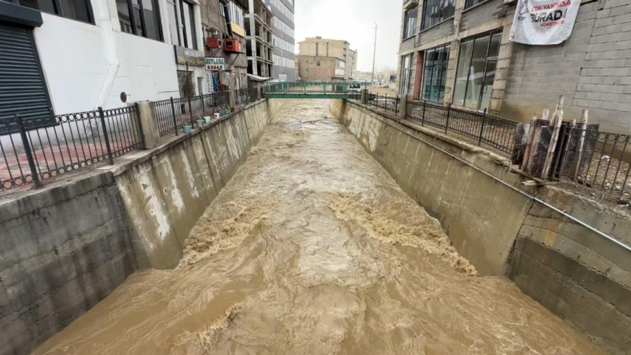 Foto - Tarım üreticisine umut oldu Yüksekova'da 10 yıl sonra gelen bereket taşkını
