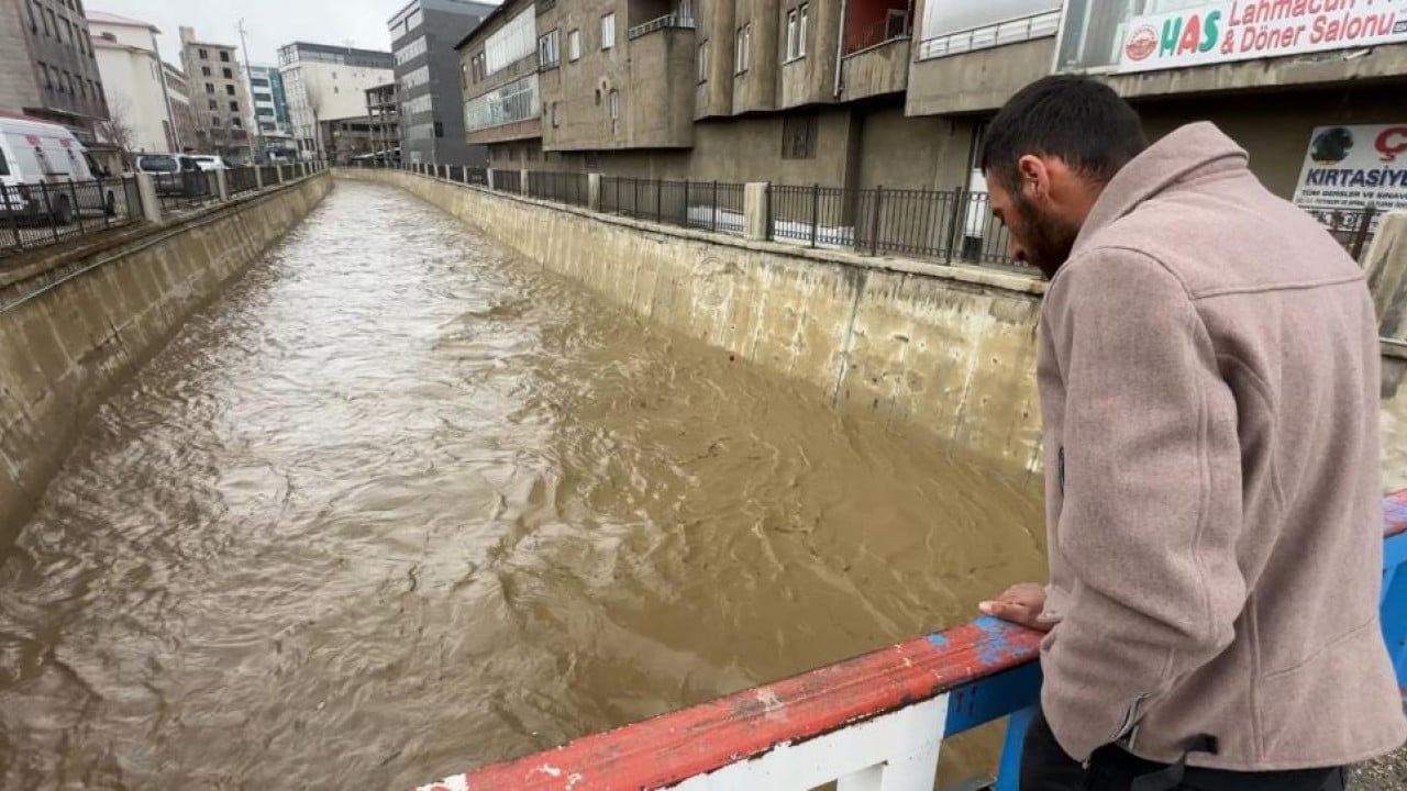 Foto - Tarım üreticisine umut oldu Yüksekova'da 10 yıl sonra gelen bereket taşkını