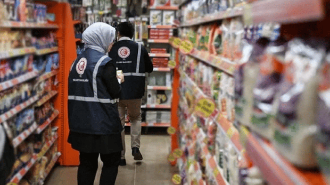 Foto - Tarlada 5 pazarda 400 lira! Hepsine el konulacak!