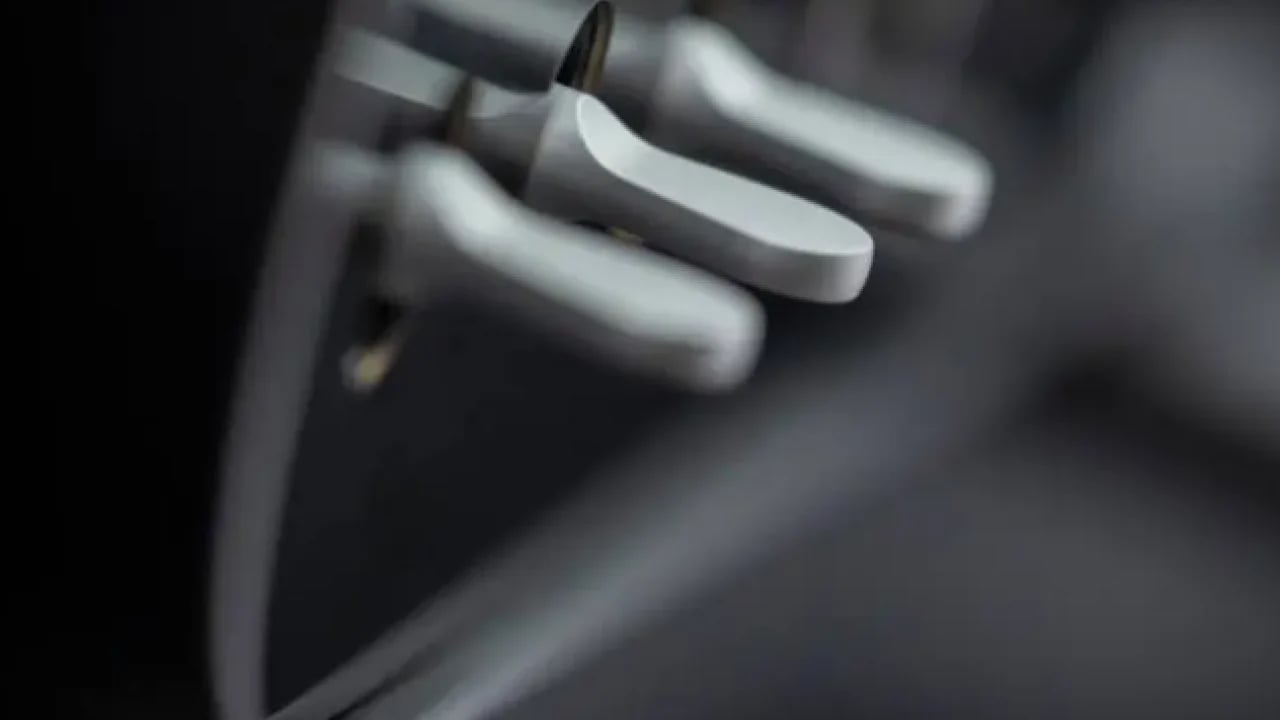 Tasarımıyla dikkat çekti! İşte Ferrari'nin ilk elektrikli otomobili!