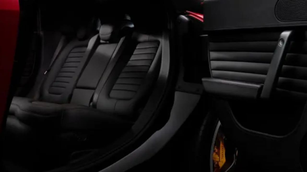 Foto - Tasarımıyla dikkat çekti! İşte Ferrari'nin ilk elektrikli otomobili!
