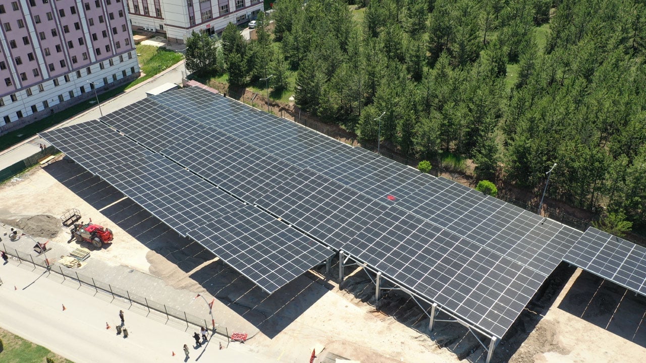 Foto - Tasarruf dönemi başlıyor! Dev yurtta elektrik maliyeti bu sistemle düşecek