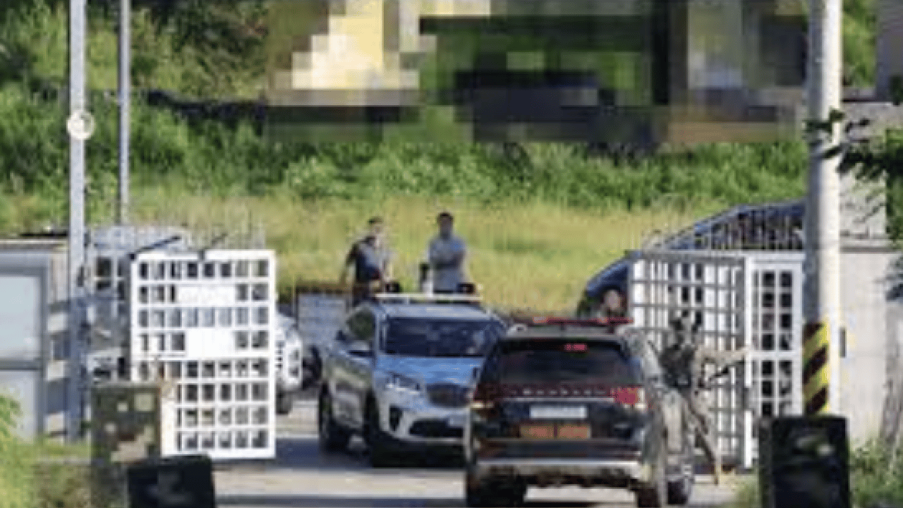 Foto - Tatbikat faciaya dönüştü: Sıkışan mühimmat patladı!