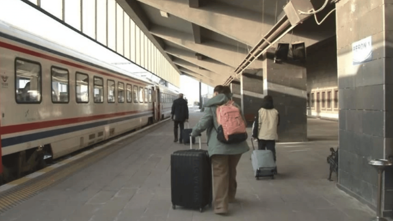 Foto - Tatilcilerin gözdesi doğu ekspresi! İşte güncel bilet fiyatları