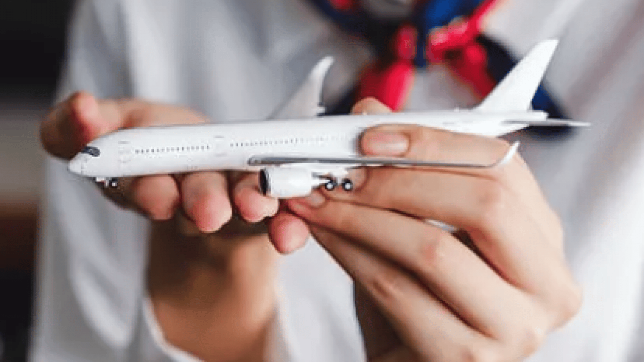 Tatile çıktığınızda pasaportunuzu... Adaptörünüzü mü unuttunuz? Çözüm odadaki televizyonda gizli!