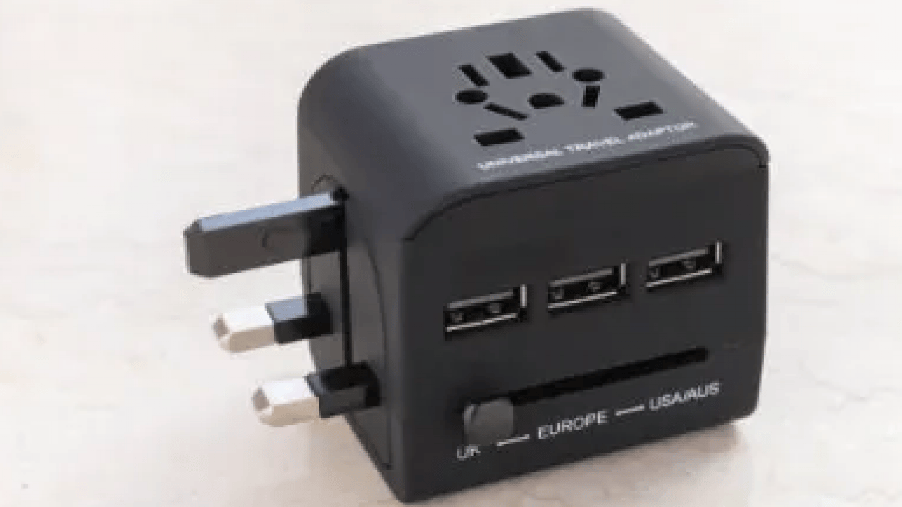 Foto - Tatile çıktığınızda pasaportunuzu... Adaptörünüzü mü unuttunuz? Çözüm odadaki televizyonda gizli!