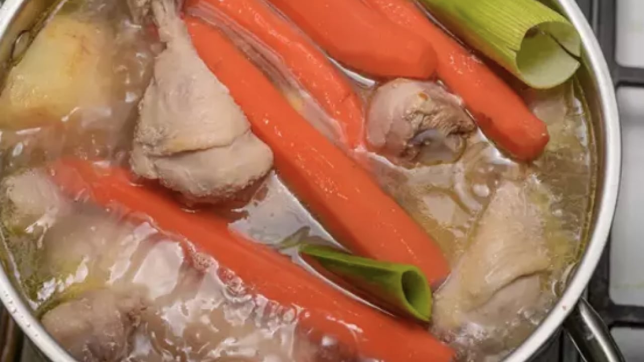 Foto - Tavuk çorbası hem leziz hem şifası yüksek: Hastalıklara kalkan leziz tavuk çorbası nasıl yapılıyor? Yemeye doyamayacaksınız 