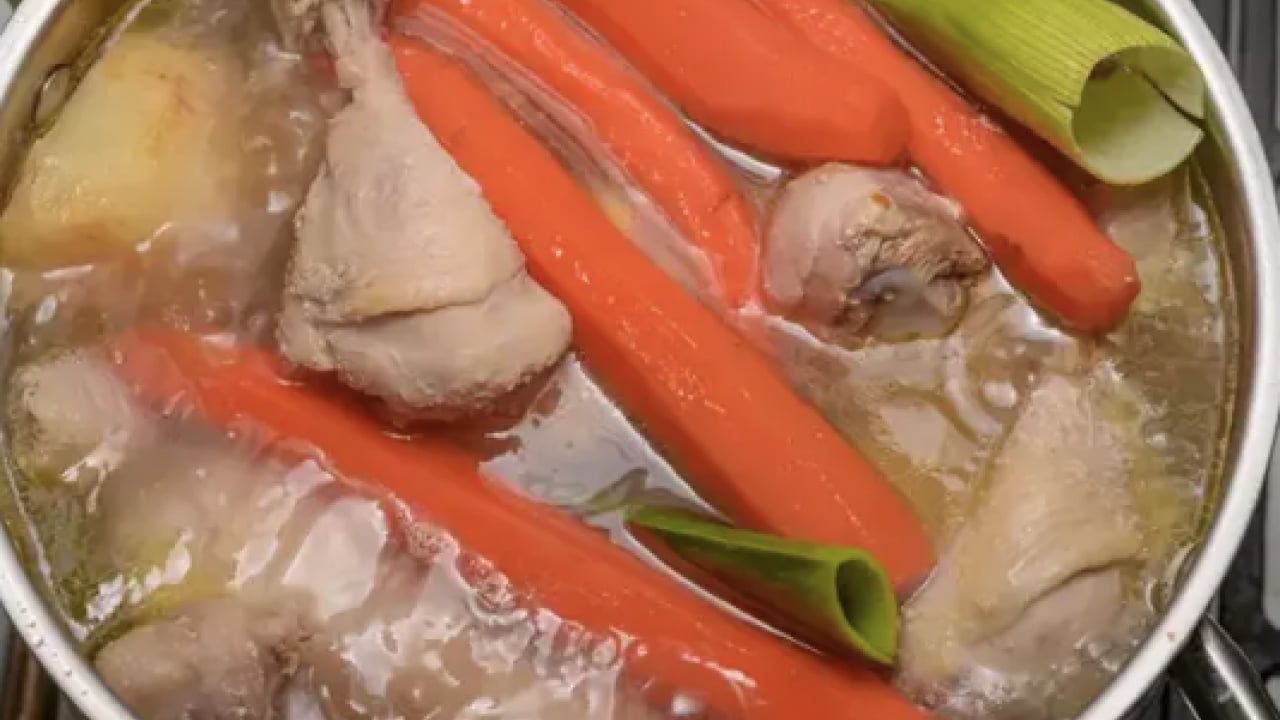 Foto - Tavuk çorbası hem leziz hem şifası yüksek: Hastalıklara kalkan leziz tavuk çorbası nasıl yapılıyor? Yemeye doyamayacaksınız 