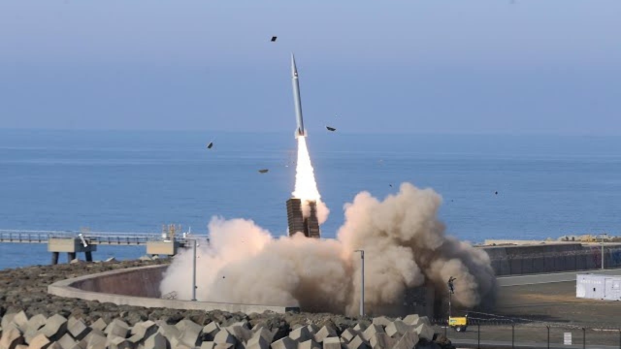 Foto - Tayfun füzesi ülkeyi ayağa kaldırdı: 100 kilometrelik devasa tehdit bize doğru yaklaşıyor