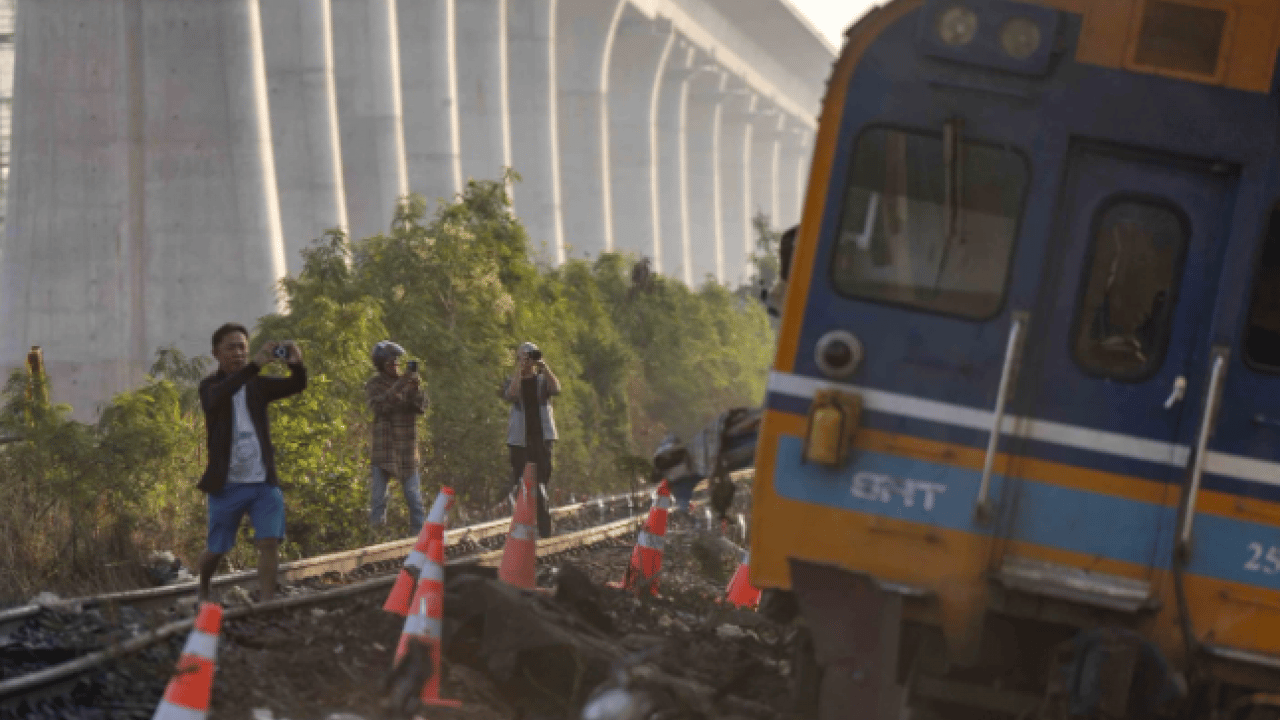 Foto - Tayland’daki kazada ölü sayısı arttı! Vinç faciasından kötü haber gelmeye devam ediyor