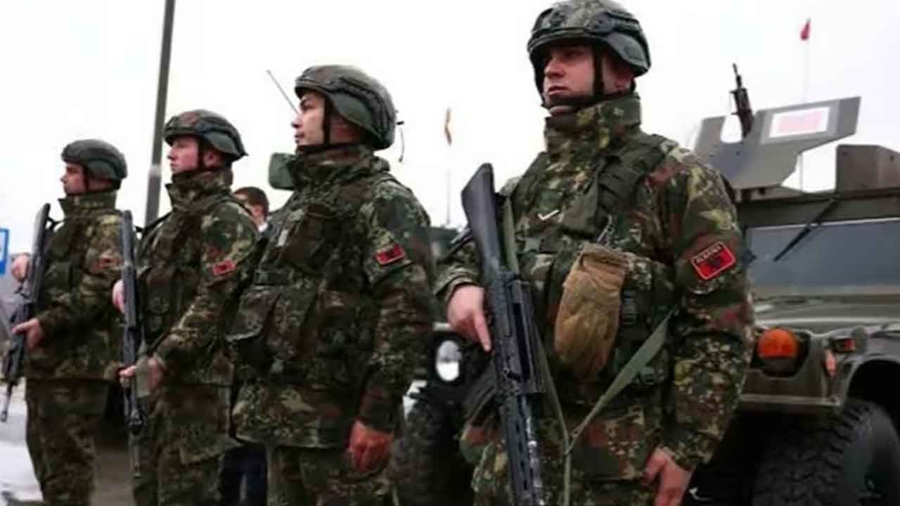 Foto - TB2 SİHA alıp Türkiye ile birçok anlaşma yapan dost Arnavutluk'tan yakışıksız hamle: Tepki yağıyor