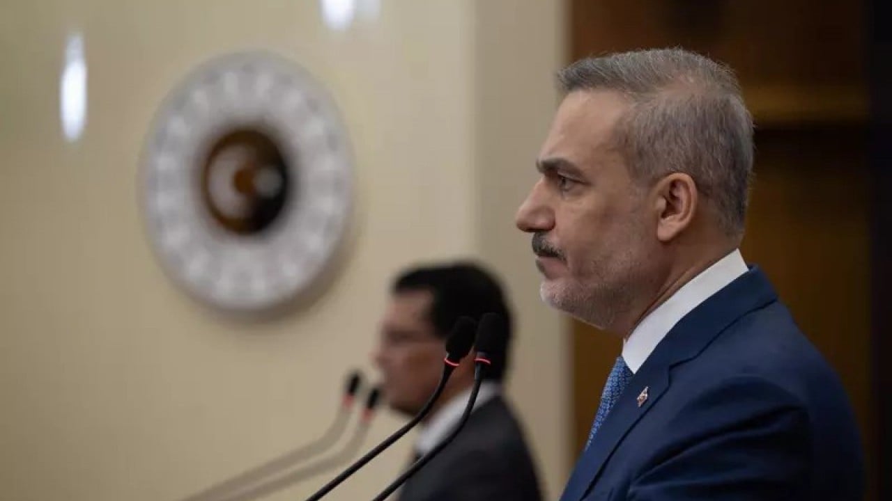 Foto - TB2 SİHA'nın kopyasını almaya hazırlanıyorlardı! Aniden Türkiye'ye geldiler: Savunmada sizle çalışacağız