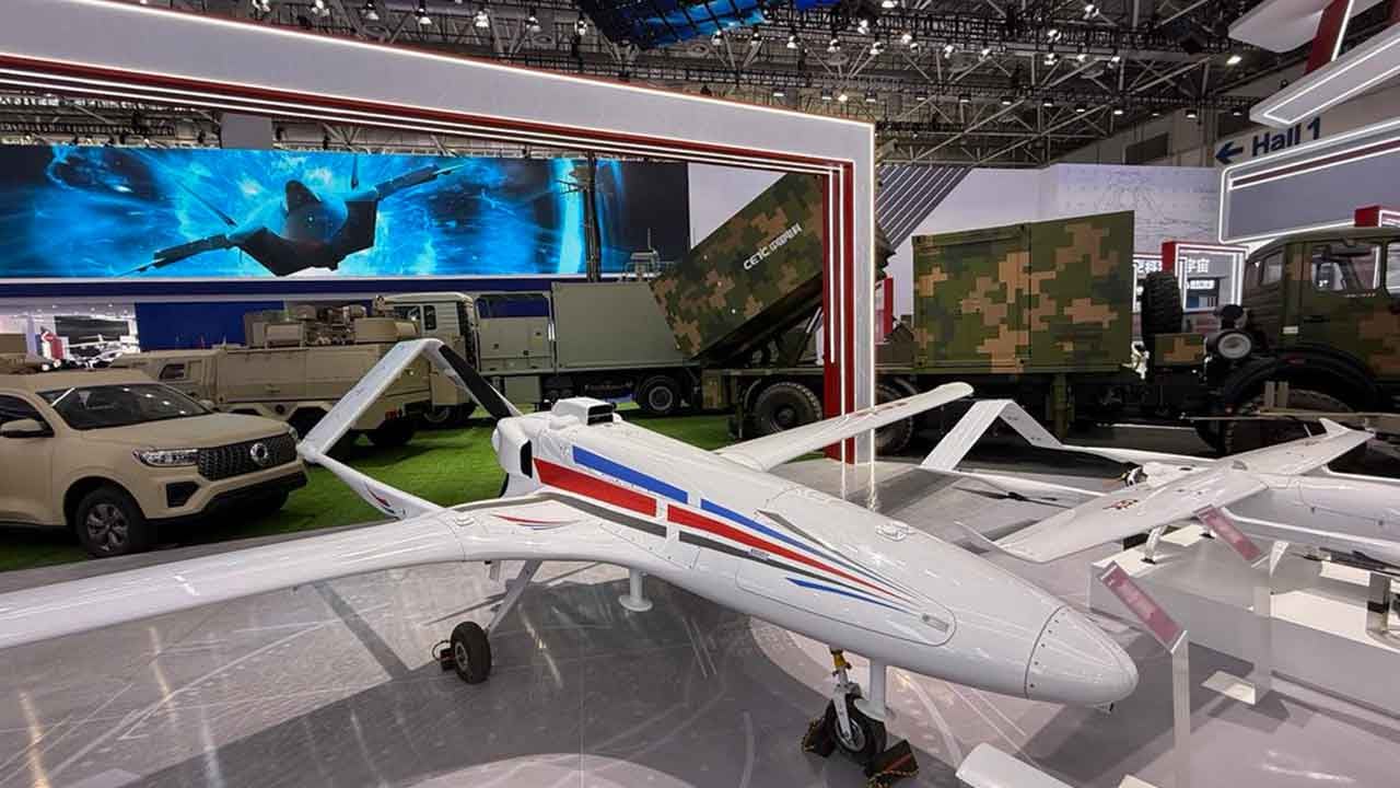 Foto - TB2 SİHA'nın kopyasını almışlardı! Tepki çeken dost ülkeye olay teklif: Çin sistemlerini bırakın bizden alın