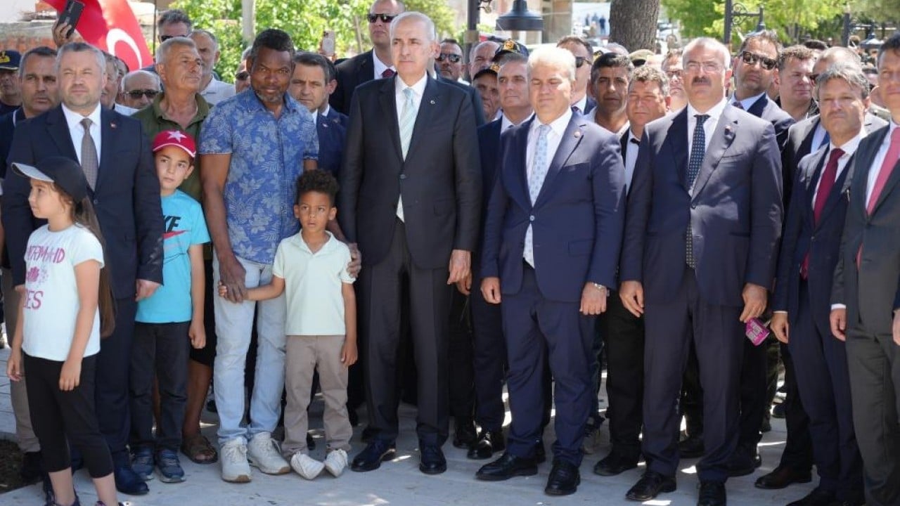 Foto - TBMM Başkanı Kurtulmuş Gelibolu'da Alplerin nöbet değişimi ilgiyle izlendi