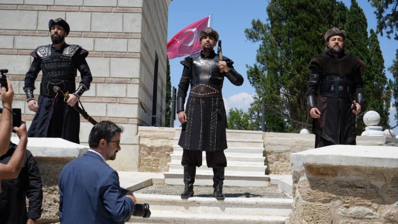 Foto - TBMM Başkanı Kurtulmuş Gelibolu'da Alplerin nöbet değişimi ilgiyle izlendi