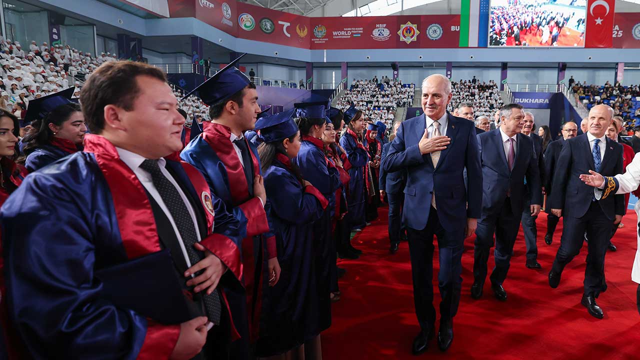 Foto - TBMM Başkanı Kurtulmuş mezuniyet töreninde konuştu: Önümüzdeki yüzyıl Türki dünyasının yüzyılı