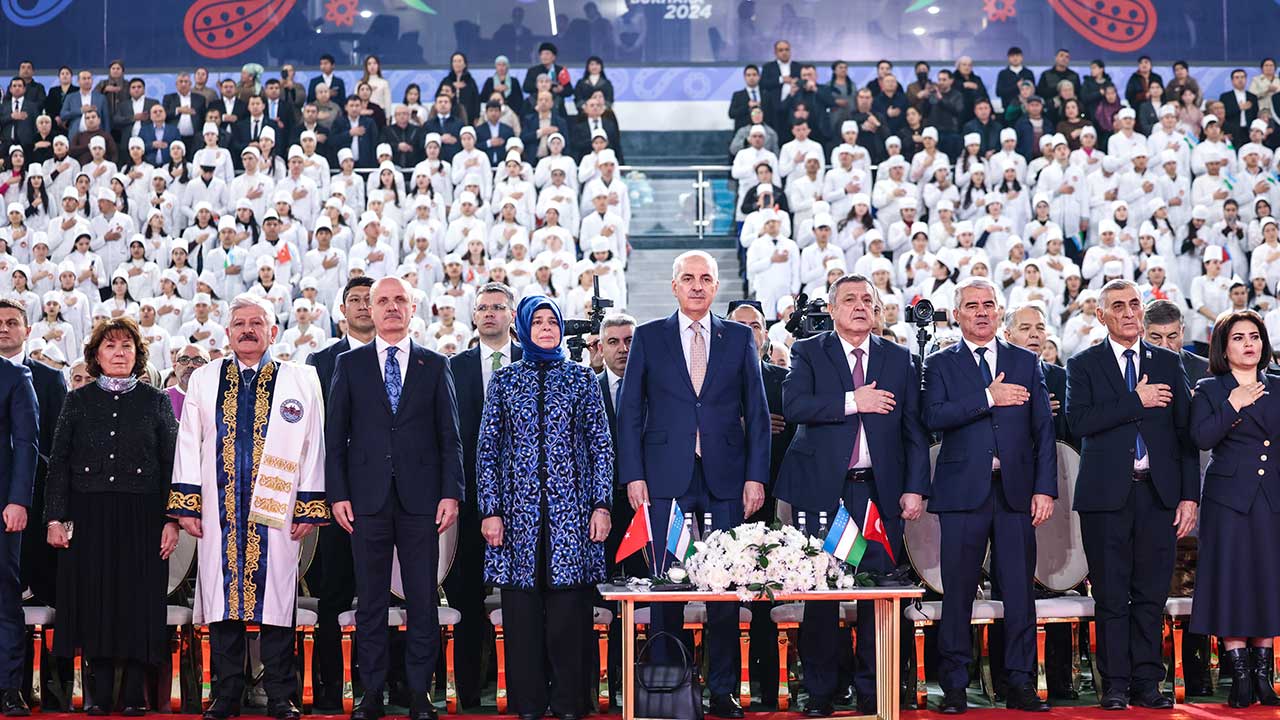Foto - TBMM Başkanı Kurtulmuş mezuniyet töreninde konuştu: Önümüzdeki yüzyıl Türki dünyasının yüzyılı