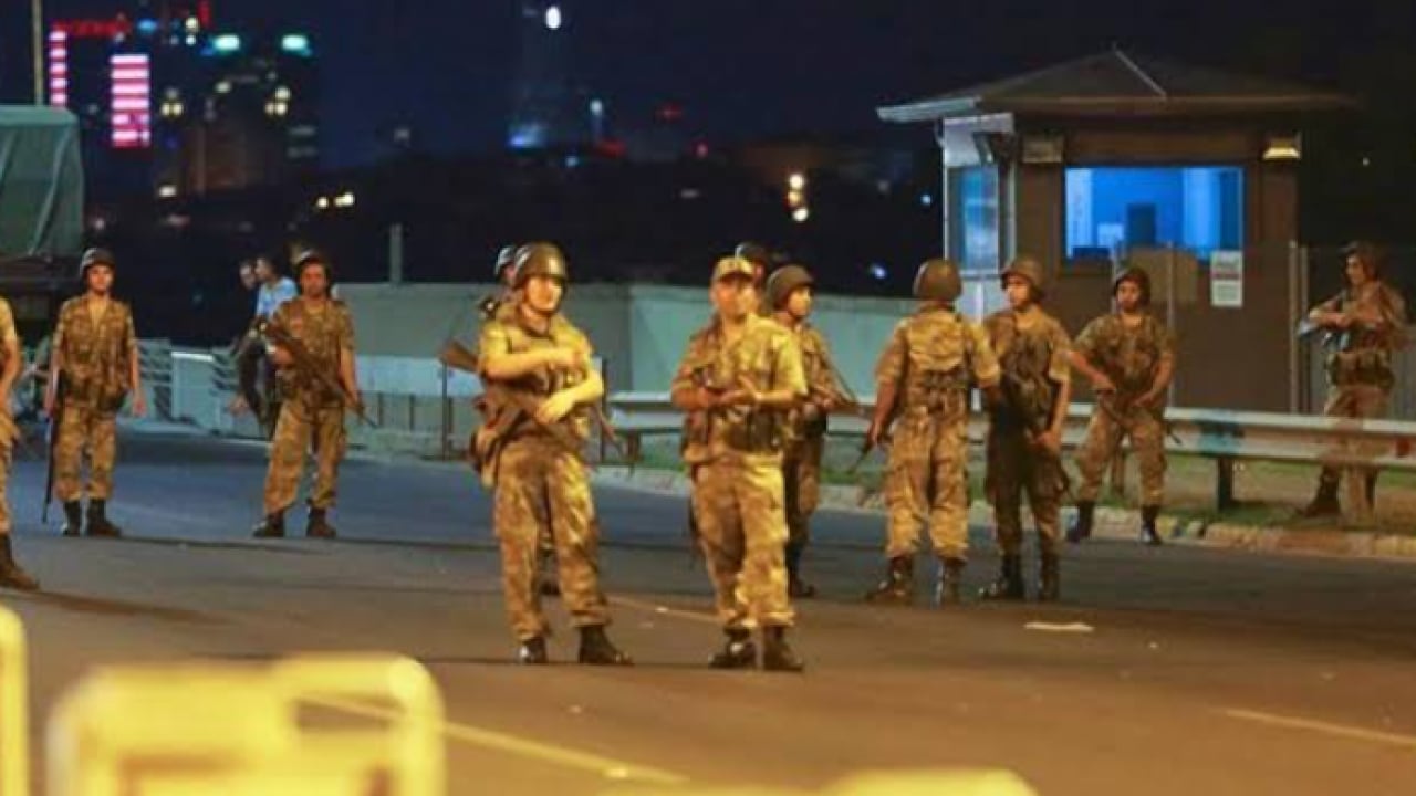 Foto - TBMM, bombalar altında demokrasiye sahip çıktı: Hain saldırıdan tam 10 yıl geçti