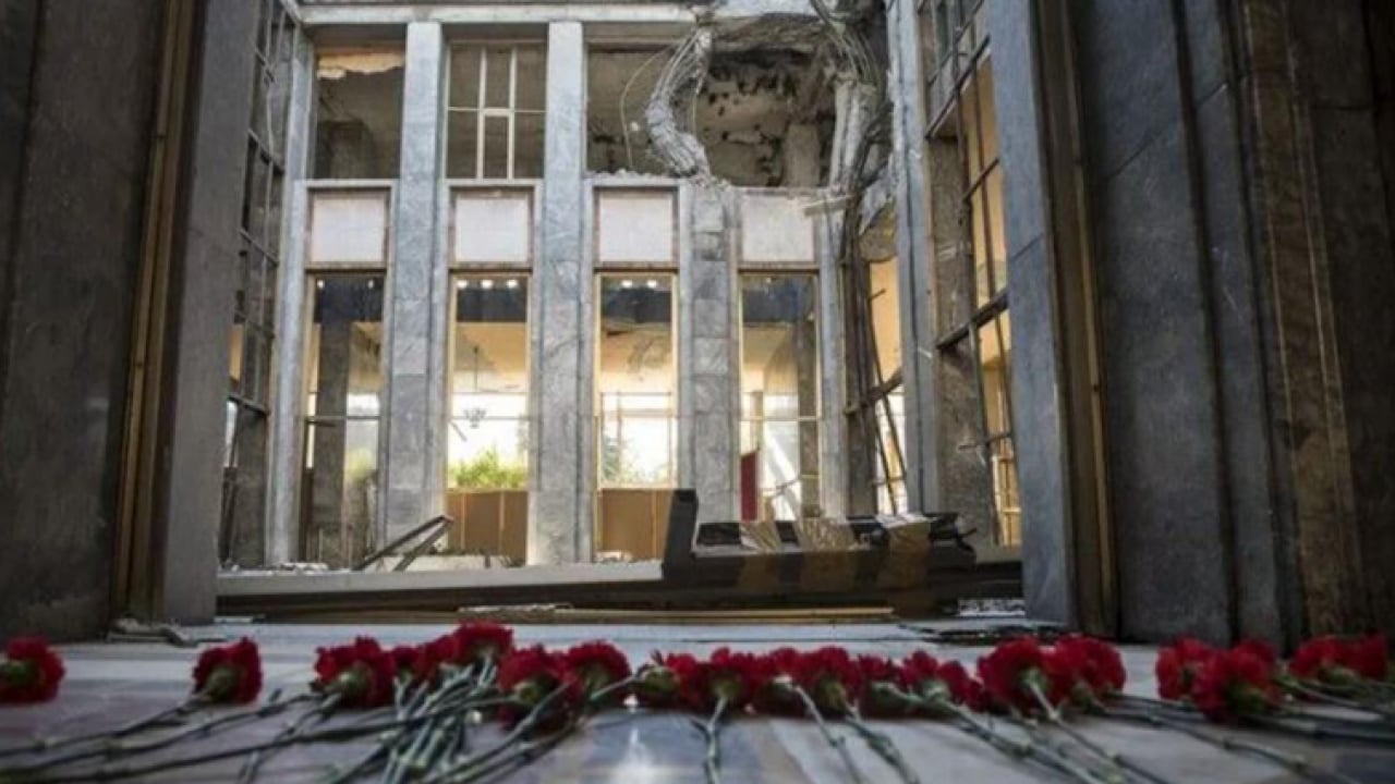 Foto - TBMM, bombalar altında demokrasiye sahip çıktı: Hain saldırıdan tam 10 yıl geçti