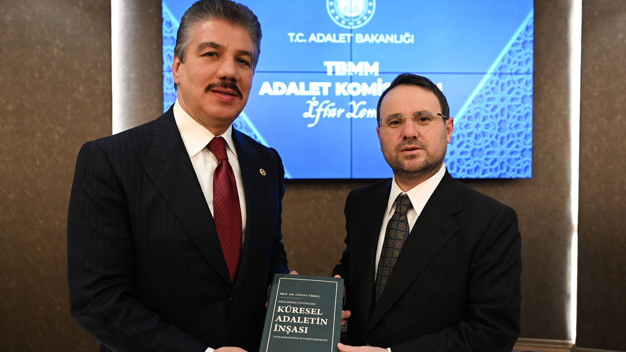 Foto - TBMM’de iftar buluşması! Bakan Gürlek açıkladı… Yeni irtibat büroları kurulacak