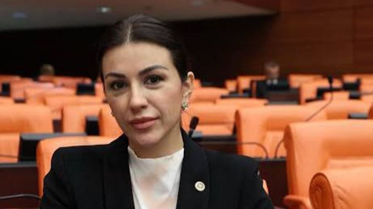 Foto - TBMM’de tansiyon tavan yaptı! AK Partili vekilin sözleri muhalefeti çıldırttı