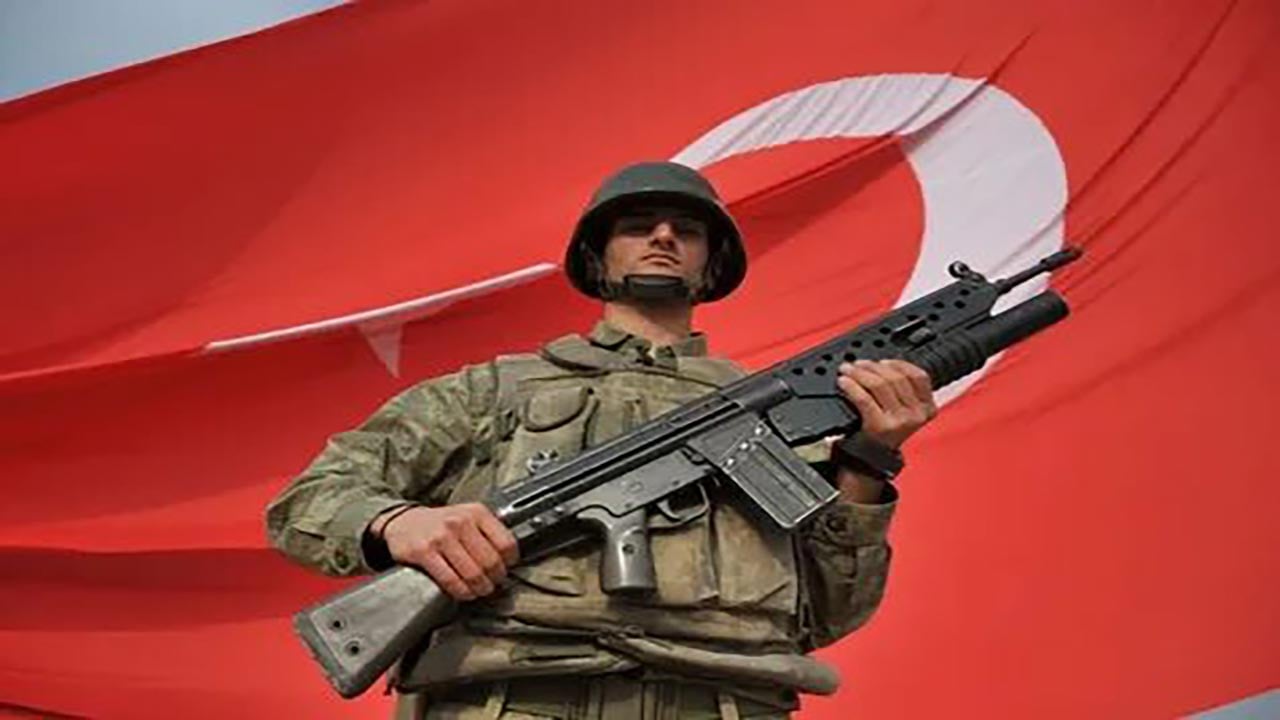 Foto - TBMM'de tarihi oylama! Uzman er ve erbaşlar ile ilgili düzenlemeleri içeren kanun teklifi kabul edildi