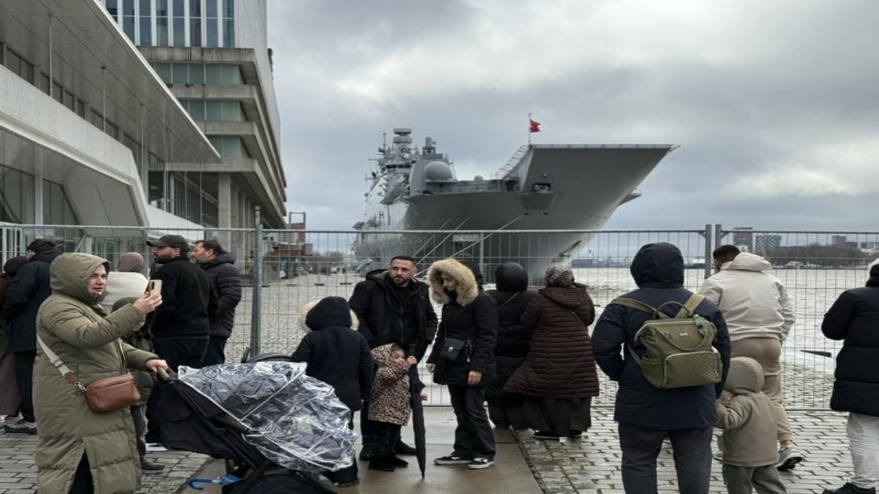 Foto - TCG Anadolu, Avrupa’yı fethetti! "Osmanlı torunları yeniden dirilecek" sesleri yükseliyor