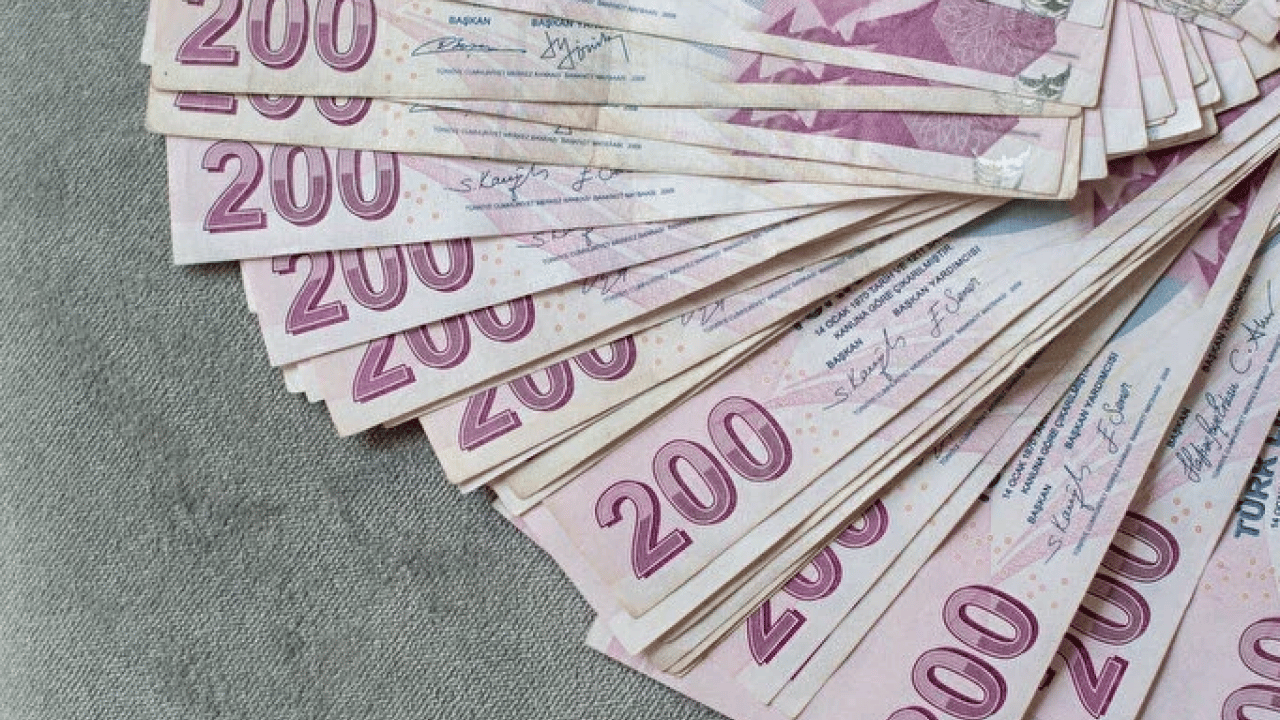 Foto - TCMB raporuyla milyonlarca emeklinin merakla beklediği en düşük emekli maaşı değişti! Taban aylık 19.243 TL