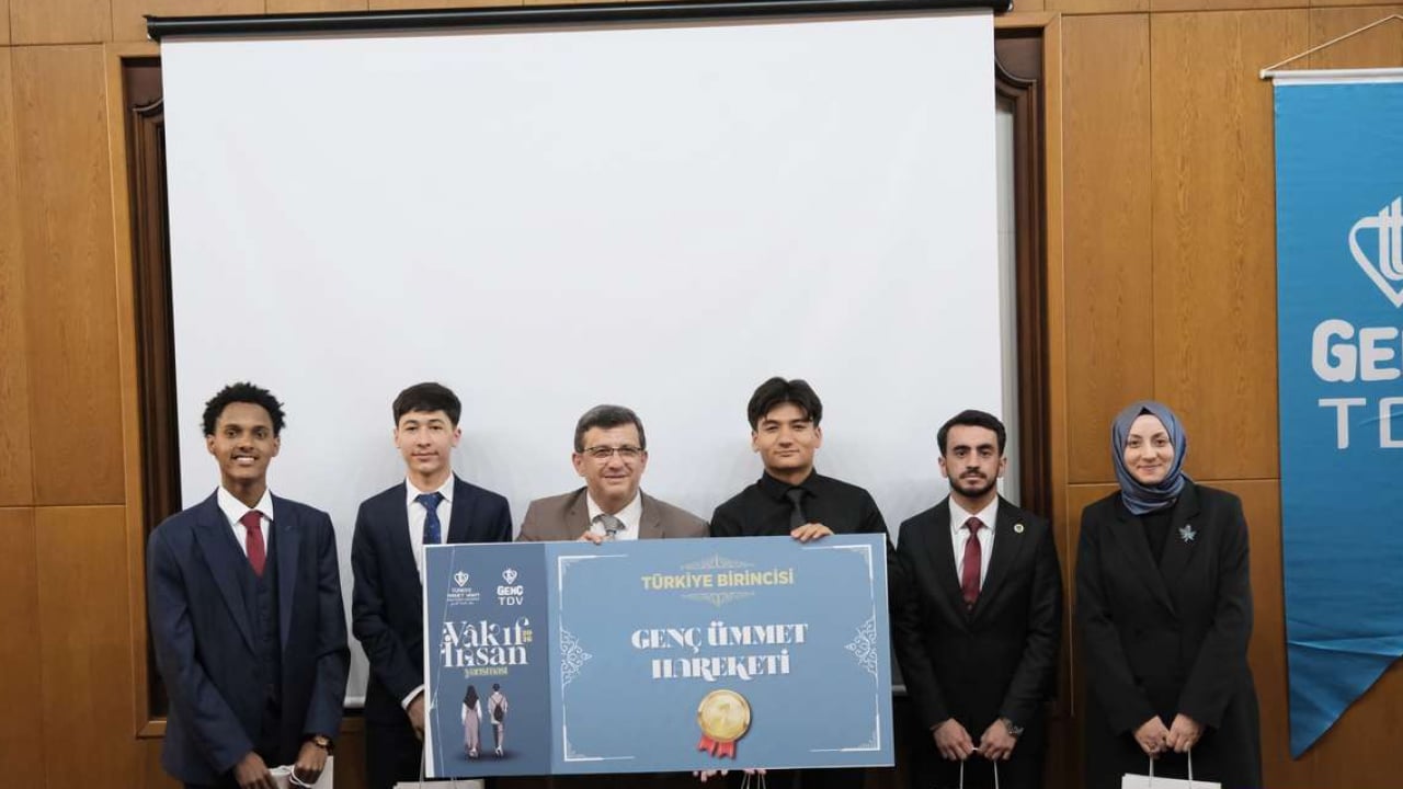 Foto - TDV'nin Vakıf İnsan Yarışmasında Ödüller Sahiplerini Buldu! Birincilik Genç Ümmet Hareketinin