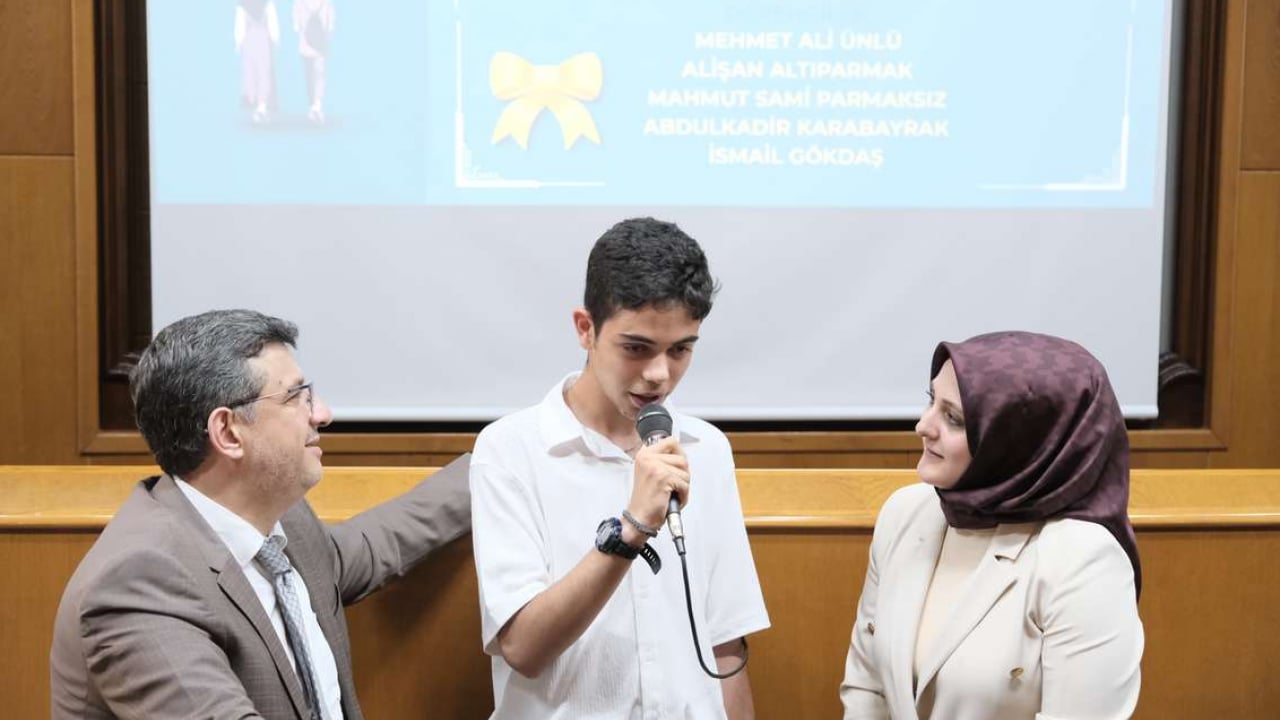 Foto - TDV'nin Vakıf İnsan Yarışmasında Ödüller Sahiplerini Buldu! Birincilik Genç Ümmet Hareketinin