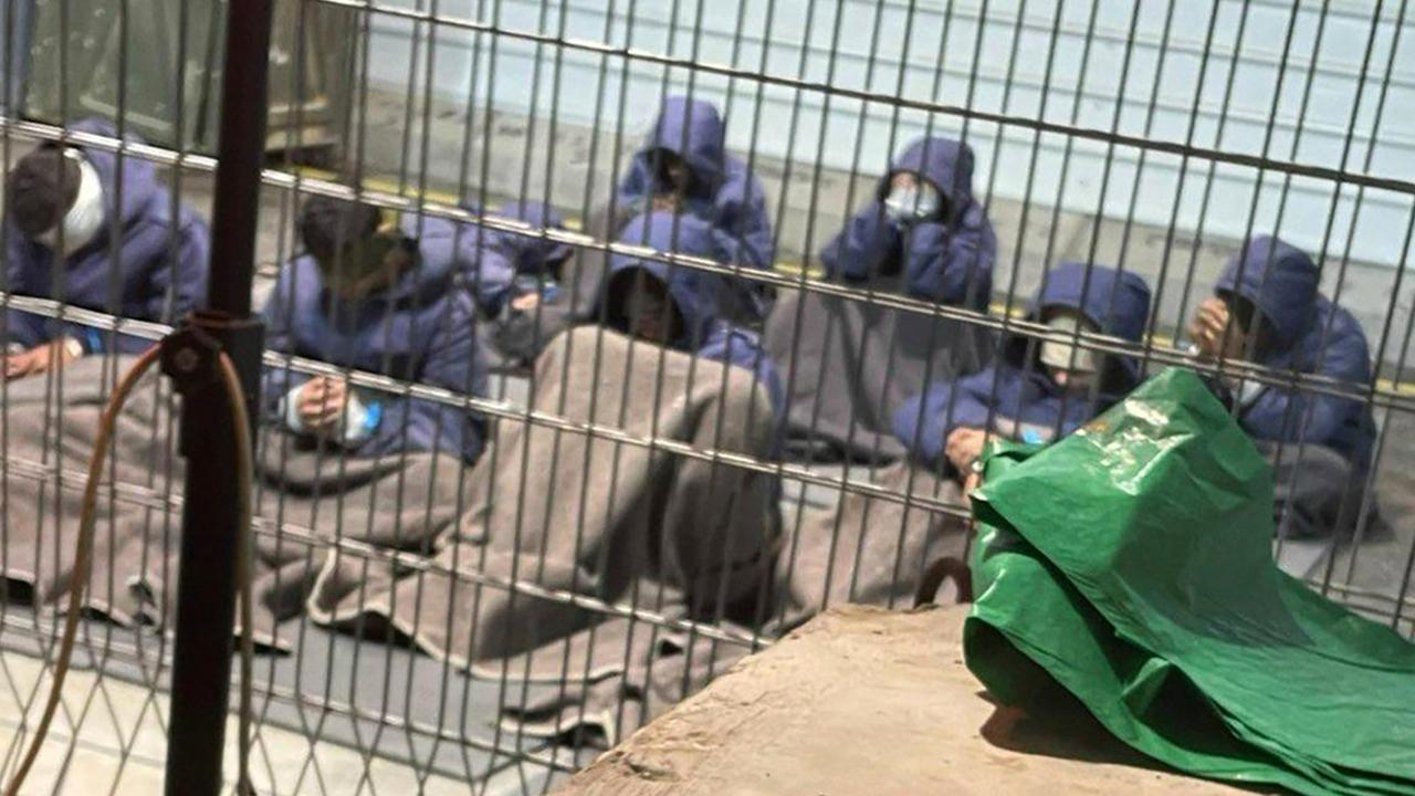 Foto - Tecavüzcü alçağa üniforma! Katil İsrail ordusuna yakışan karar