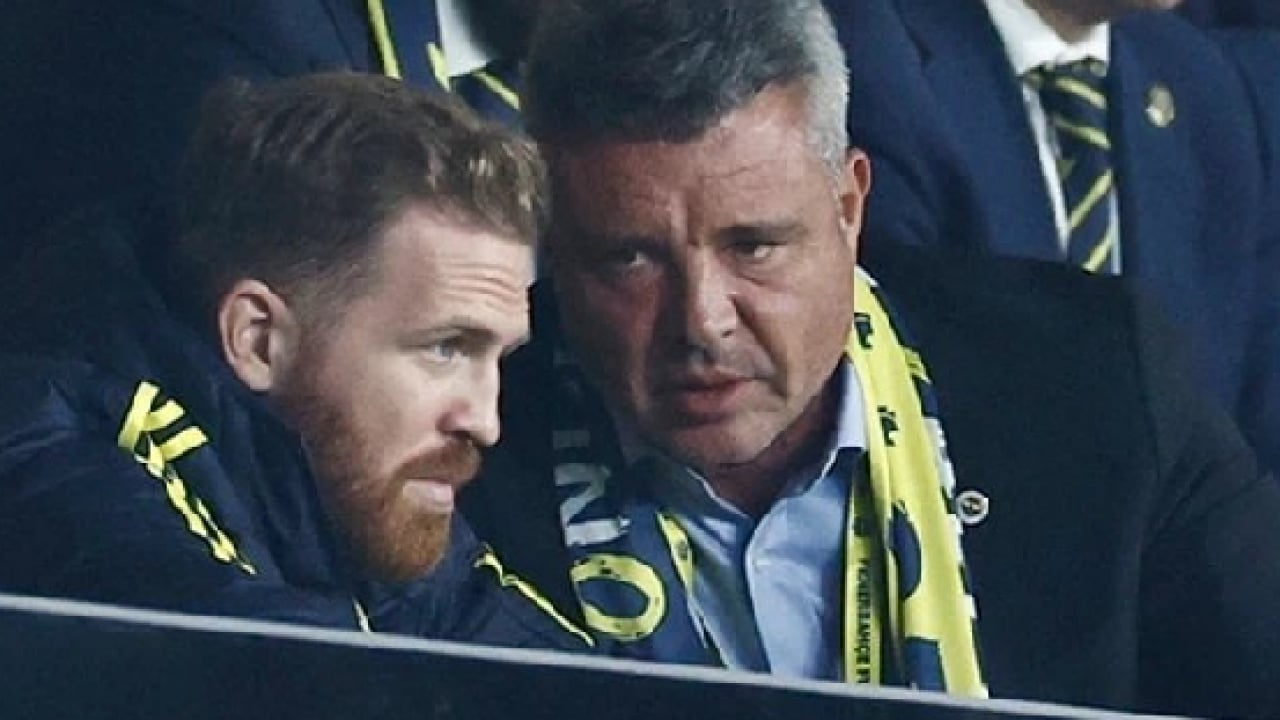 Tedesco kelle almaya devam ediyor: Fenerbahçe'de yaprak dökümü! 4 isim takımdan ayrılacak…