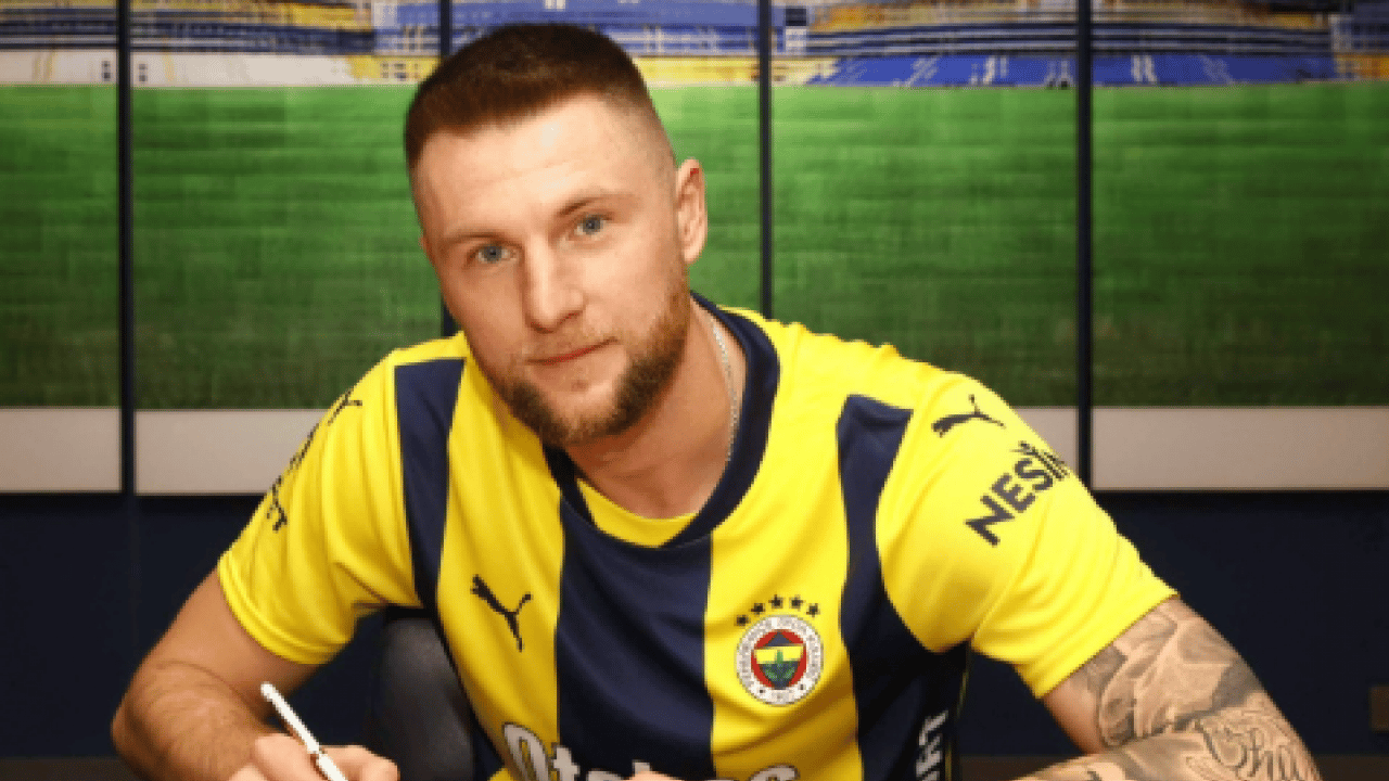 Foto - Tedesco’nun vazgeçilmezi! Fenerbahçe'nin duvarı 'dokunulmaz' ilan edildi
